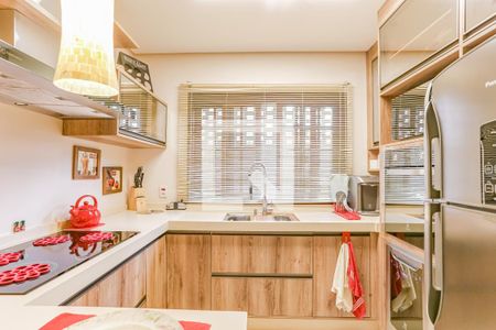 Cozinha de casa para alugar com 3 quartos, 150m² em Jardim Santa Cruz (sacoma), São Paulo