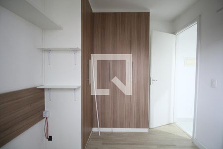 Quarto 1 de apartamento para alugar com 2 quartos, 40m² em Jardim Parque Morumbi, São Paulo