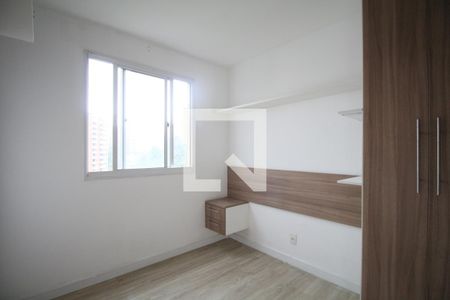 Quarto 1 de apartamento para alugar com 2 quartos, 40m² em Jardim Parque Morumbi, São Paulo