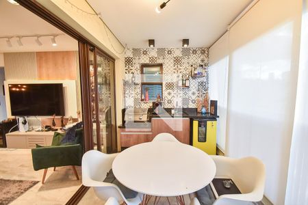 Varanda de apartamento para alugar com 3 quartos, 110m² em Vila Monumento, São Paulo