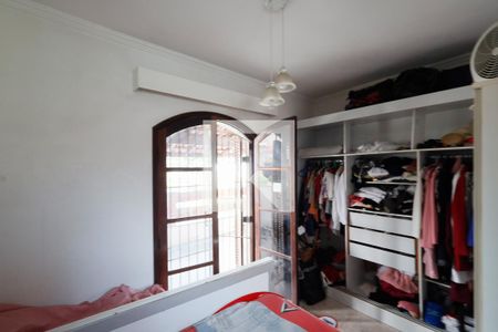 Quarto 1 de casa para alugar com 2 quartos, 135m² em Jardim Neila, São Paulo