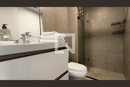 Banheiro de kitnet/studio à venda com 1 quarto, 37m² em Vila Mariana, São Paulo