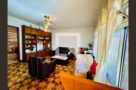 Casa à venda com 2 quartos, 132m² em Jardim Alzira, São Paulo