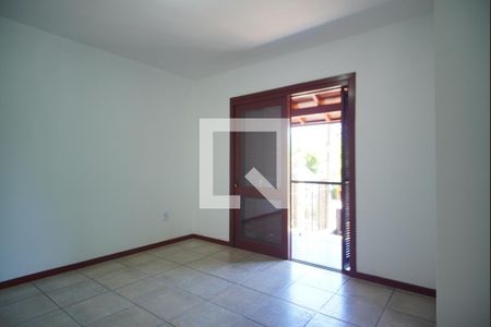 Sala de Estar de casa para alugar com 3 quartos, 175m² em Jardim Itu, Porto Alegre