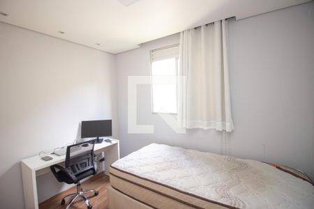 Quarto 2 de apartamento para alugar com 2 quartos, 52m² em Sapucaias Iii, Contagem