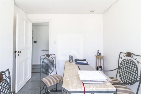 Casa à venda com 2 quartos, 120m² em Vila Olímpia, São Paulo