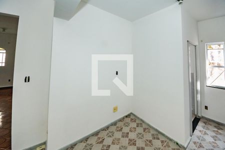 Sala de casa para alugar com 2 quartos, 90m² em Santa Branca, Belo Horizonte