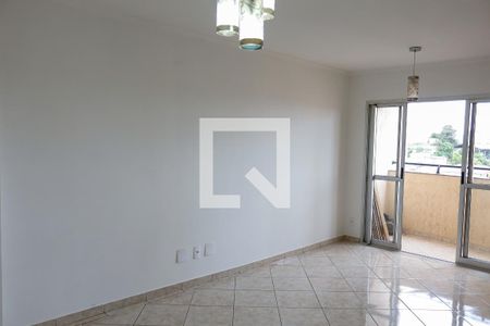 sala de apartamento para alugar com 3 quartos, 74m² em Jaguaribe, Osasco