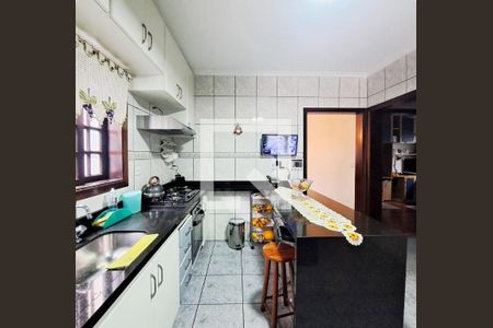 Cozinha de casa à venda com 5 quartos, 248m² em City Bussocaba, Osasco