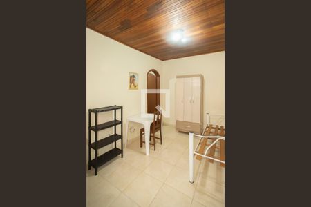 Suíte de casa à venda com 10 quartos, 190m² em Vila da Saúde, São Paulo