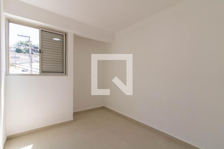Quarto 1 de casa para alugar com 2 quartos, 73m² em Jardim Guarulhos, Guarulhos