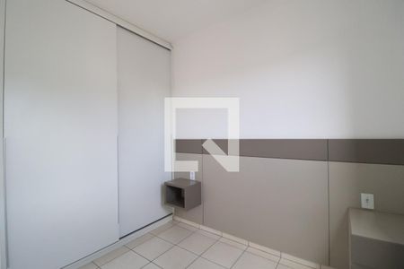 Quarto 1 de apartamento para alugar com 2 quartos, 46m² em Shopping Park, Uberlândia