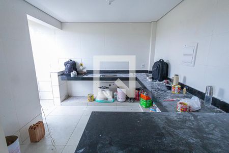 Cozinha de apartamento à venda com 3 quartos, 63m² em Glória, Belo Horizonte