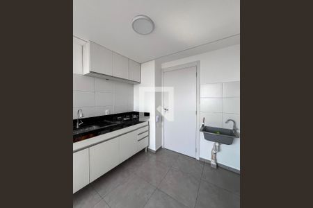 Cozinha e Área de Serviço de apartamento para alugar com 1 quarto, 27m² em Vila Moraes, São Paulo