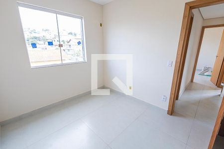 Quarto de apartamento à venda com 3 quartos, 63m² em Glória, Belo Horizonte