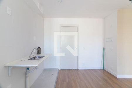 Cozinha e Área de Serviço de apartamento à venda com 2 quartos, 37m² em Jaguaré, São Paulo