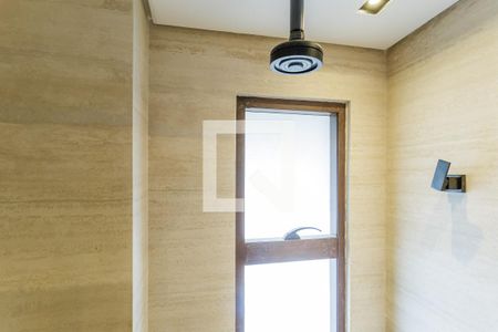 Banheiro de kitnet/studio para alugar com 1 quarto, 60m² em Itaim Bibi, São Paulo