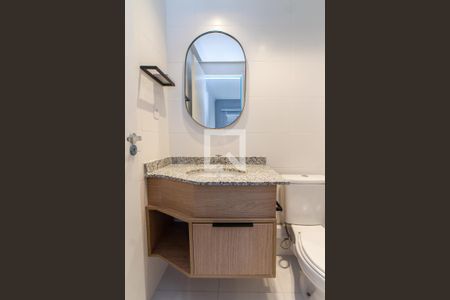 Banheiro da Suíte de apartamento para alugar com 2 quartos, 50m² em Vila Guilherme, São Paulo