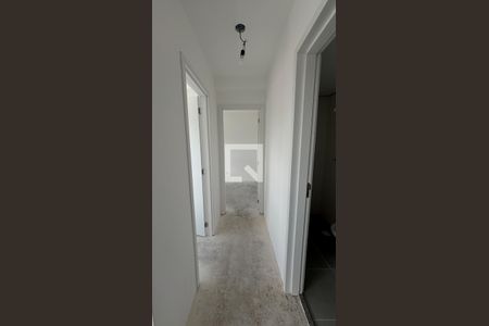 Corredor de apartamento à venda com 2 quartos, 46m² em Vila Curuçá, Santo André