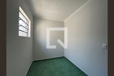 Quarto 2 de casa para alugar com 3 quartos, 120m² em Jardim Marisa, São Paulo