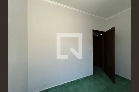 Quarto 2 de casa para alugar com 3 quartos, 120m² em Jardim Marisa, São Paulo