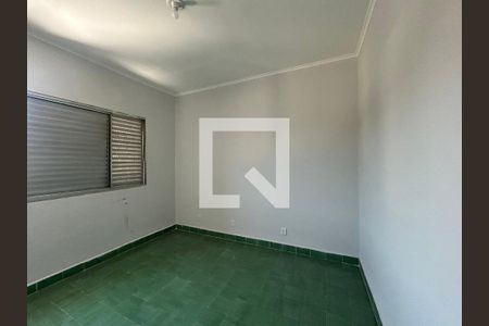 Quarto 1 de casa para alugar com 3 quartos, 120m² em Jardim Marisa, São Paulo