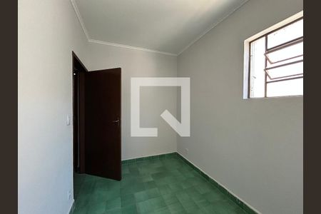 Quarto 2 de casa para alugar com 3 quartos, 120m² em Jardim Marisa, São Paulo