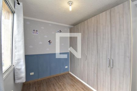 Quarto 1 de apartamento para alugar com 2 quartos, 57m² em Capão Raso, Curitiba