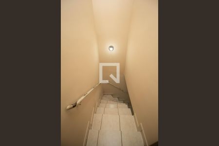 Escada de casa à venda com 3 quartos, 177m² em Vila Palmeiras, São Paulo