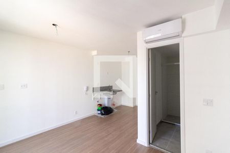 Quarto de kitnet/studio para alugar com 1 quarto, 27m² em Jardim das Acacias, São Paulo