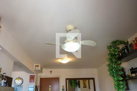 Sala de apartamento para alugar com 2 quartos, 55m² em Del Castilho, Rio de Janeiro