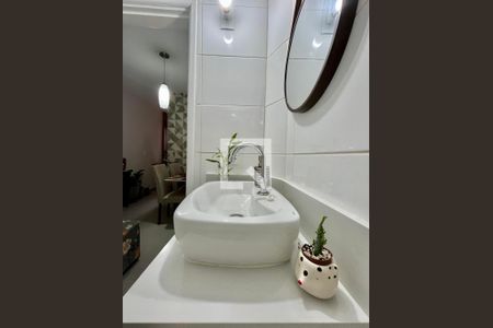 Banheiro de apartamento à venda com 1 quarto, 86m² em Botafogo, Campinas