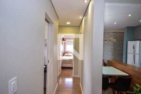 Corredor de apartamento à venda com 3 quartos, 69m² em Vila Andrade, São Paulo