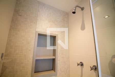 Banheiro de apartamento para alugar com 2 quartos, 75m² em Vila Gertrudes, São Paulo