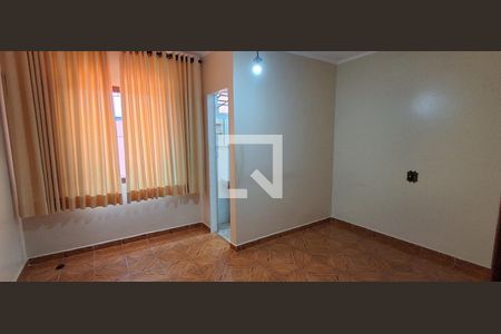 Suíte  de casa à venda com 4 quartos, 166m² em Jardim Sao Caetano, São Caetano do Sul