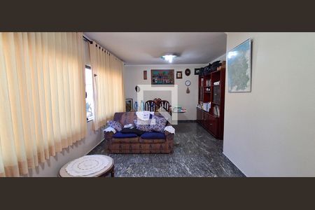 Sala de casa à venda com 4 quartos, 166m² em Jardim Sao Caetano, São Caetano do Sul
