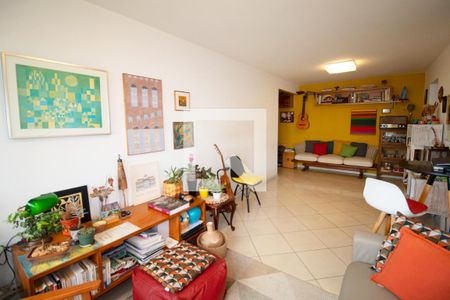 Sala de apartamento à venda com 2 quartos, 80m² em Pinheiros, São Paulo