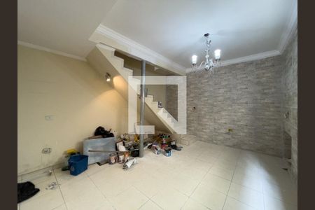 Sala de casa para alugar com 2 quartos, 150m² em Parque Dom Joao Neri, São Paulo