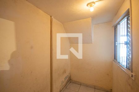 Quarto 2 de casa para alugar com 2 quartos, 75m² em Parque Vila Maria, São Paulo