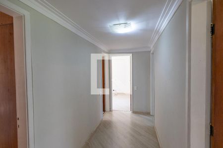 Coreredor de apartamento para alugar com 3 quartos, 130m² em Alphaville, Barueri