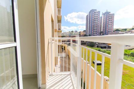 Sacada de apartamento para alugar com 2 quartos, 32m² em Vila Carmosina, São Paulo