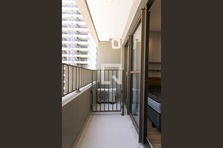 Varanda de kitnet/studio para alugar com 1 quarto, 24m² em Tatuapé, São Paulo