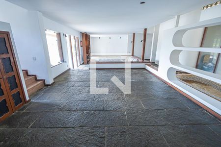 sala / 3 ambiantes de casa à venda com 7 quartos, 1155m² em São Luiz, Belo Horizonte
