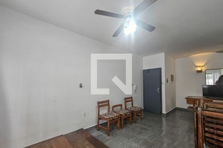 Sala de apartamento para alugar com 2 quartos, 55m² em Jardim Vitoria, Guarujá