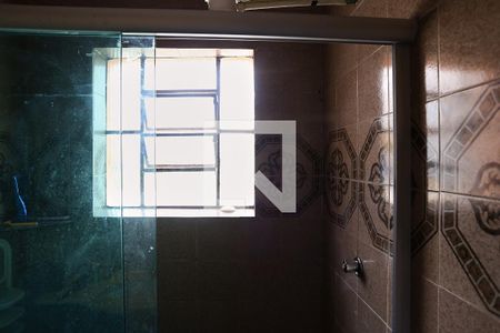 Banheiro da Suíte de casa para alugar com 3 quartos, 200m² em Pompéia, Belo Horizonte