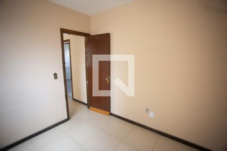 Quarto de apartamento para alugar com 2 quartos, 53m² em Caiçara-adelaide, Belo Horizonte