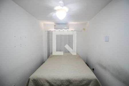 Quarto 1 de casa de condomínio para alugar com 2 quartos, 88m² em Centro, Nilópolis