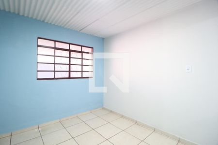 Sala 1 de casa para alugar com 3 quartos, 80m² em Segismundo Pereira, Uberlândia