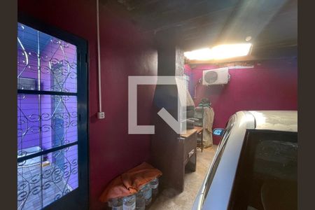 Garagem de casa à venda com 2 quartos, 100m² em Santa Teresa, São Leopoldo