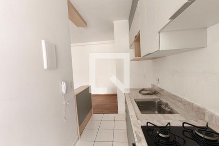 Cozinha de apartamento à venda com 3 quartos, 58m² em Jardim do Lago Continuacao, Campinas